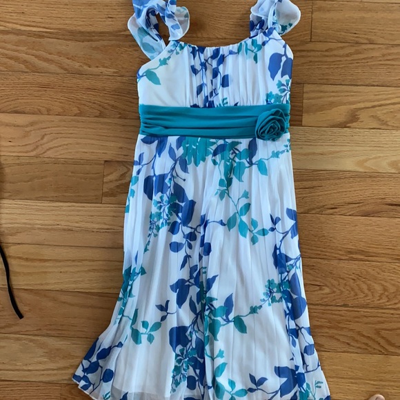 Three Summer Dresses - Picture 2 of 7